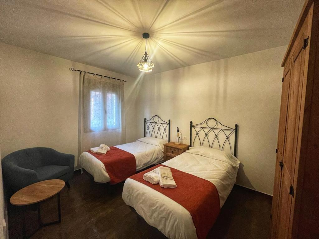 Apartamentos Dona Jimena Del Ambroz 4 Estrellas Complejo Unico En El Centro Del Pueblo - Piscina Ya Abierta แอร์วาส ภายนอก รูปภาพ