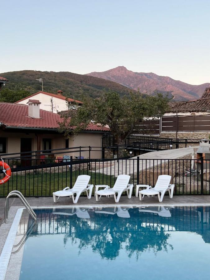 Apartamentos Dona Jimena Del Ambroz 4 Estrellas Complejo Unico En El Centro Del Pueblo - Piscina Ya Abierta แอร์วาส ภายนอก รูปภาพ