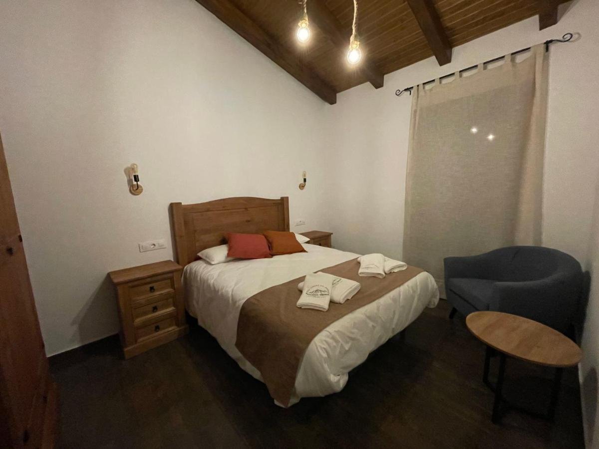 Apartamentos Dona Jimena Del Ambroz 4 Estrellas Complejo Unico En El Centro Del Pueblo - Piscina Ya Abierta แอร์วาส ภายนอก รูปภาพ